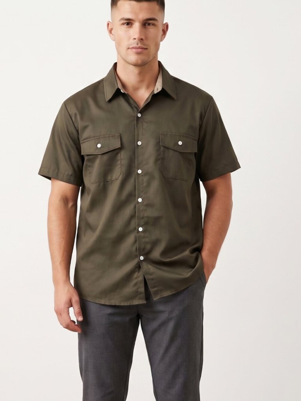 NWT | Olive Green Short Sleeve Dual Pocket Utility Button Up Shirt | Large
